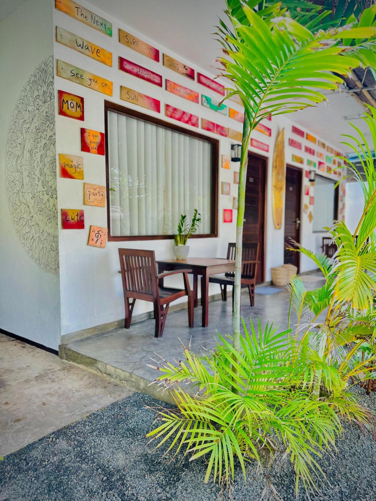 Cozy Sea View Inn Хикадува Екстериор снимка